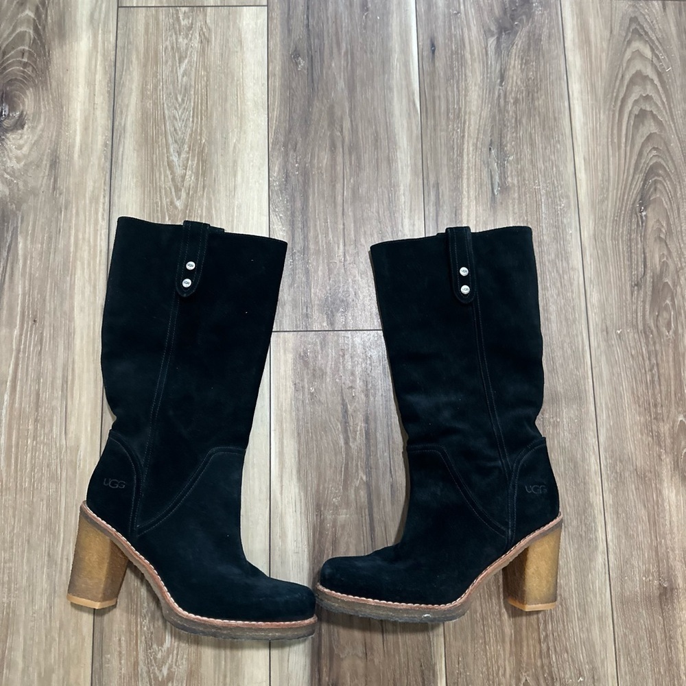 UGG womens Josie Black suede Heeled Boots size 8.5